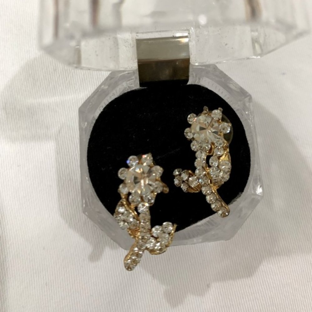 Flower Cubic Zirconia Earrings